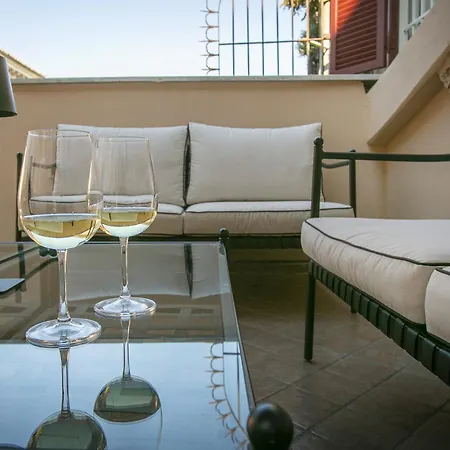 Pantheon Palazzo Nari Terrace #12 *